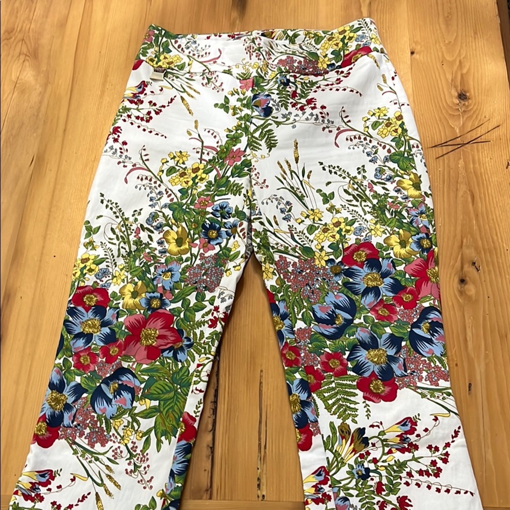 Joseph RIBKOFF Floral Print Caprice size 6 great punch of spring colors